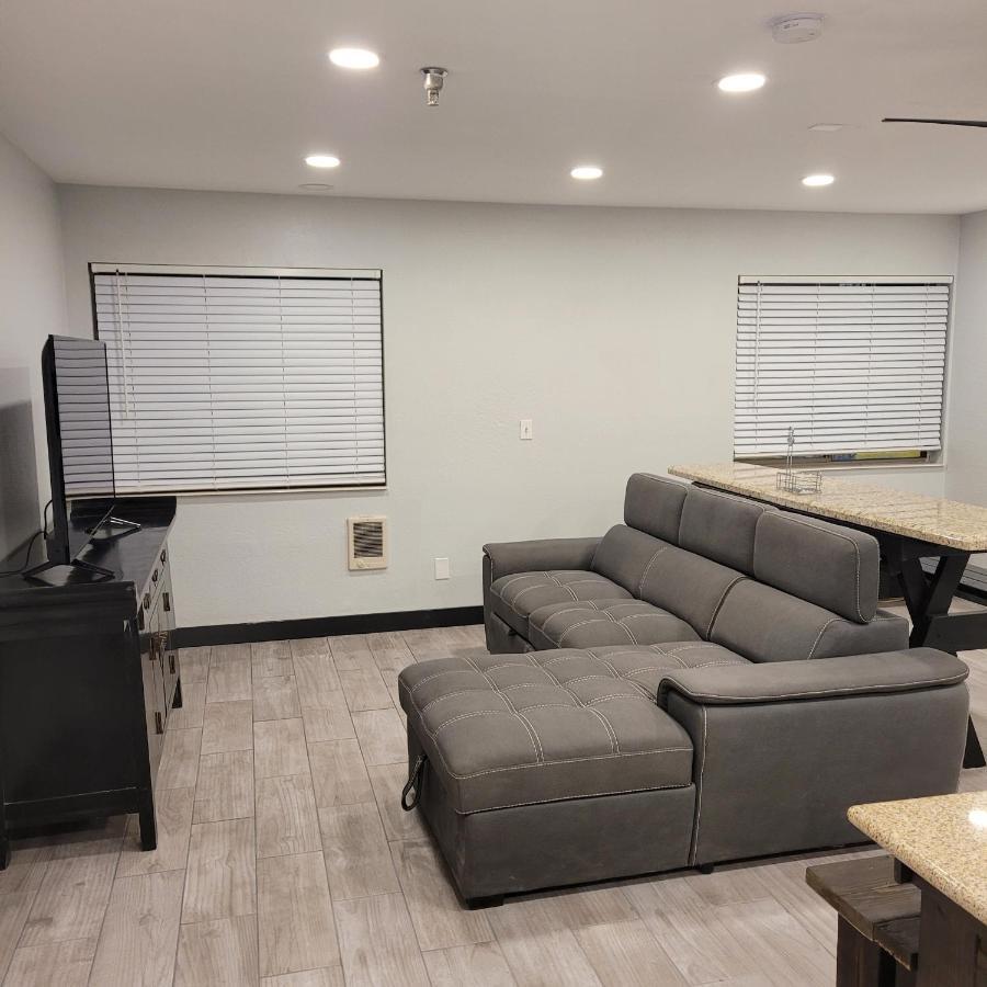 Pinetop Studio Suites المظهر الخارجي الصورة