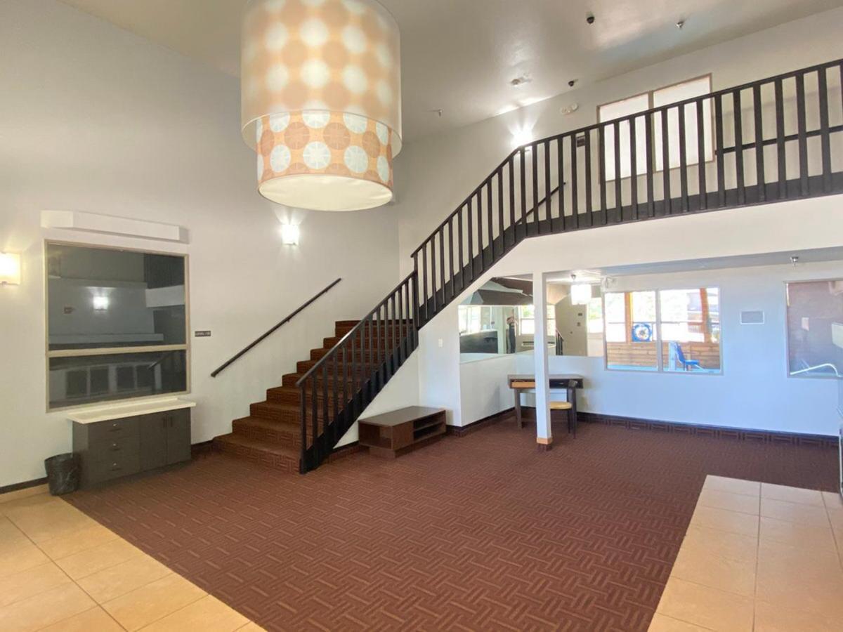 Pinetop Studio Suites المظهر الخارجي الصورة