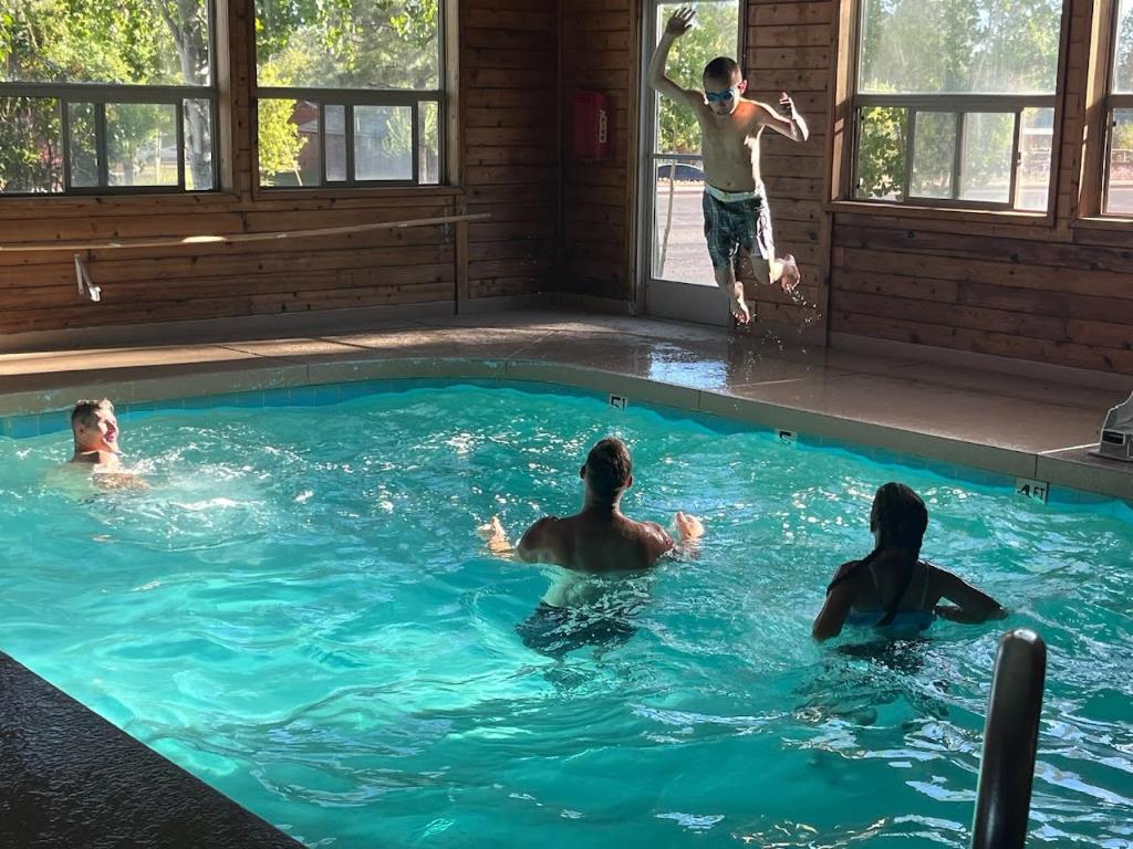 Pinetop Studio Suites المظهر الخارجي الصورة