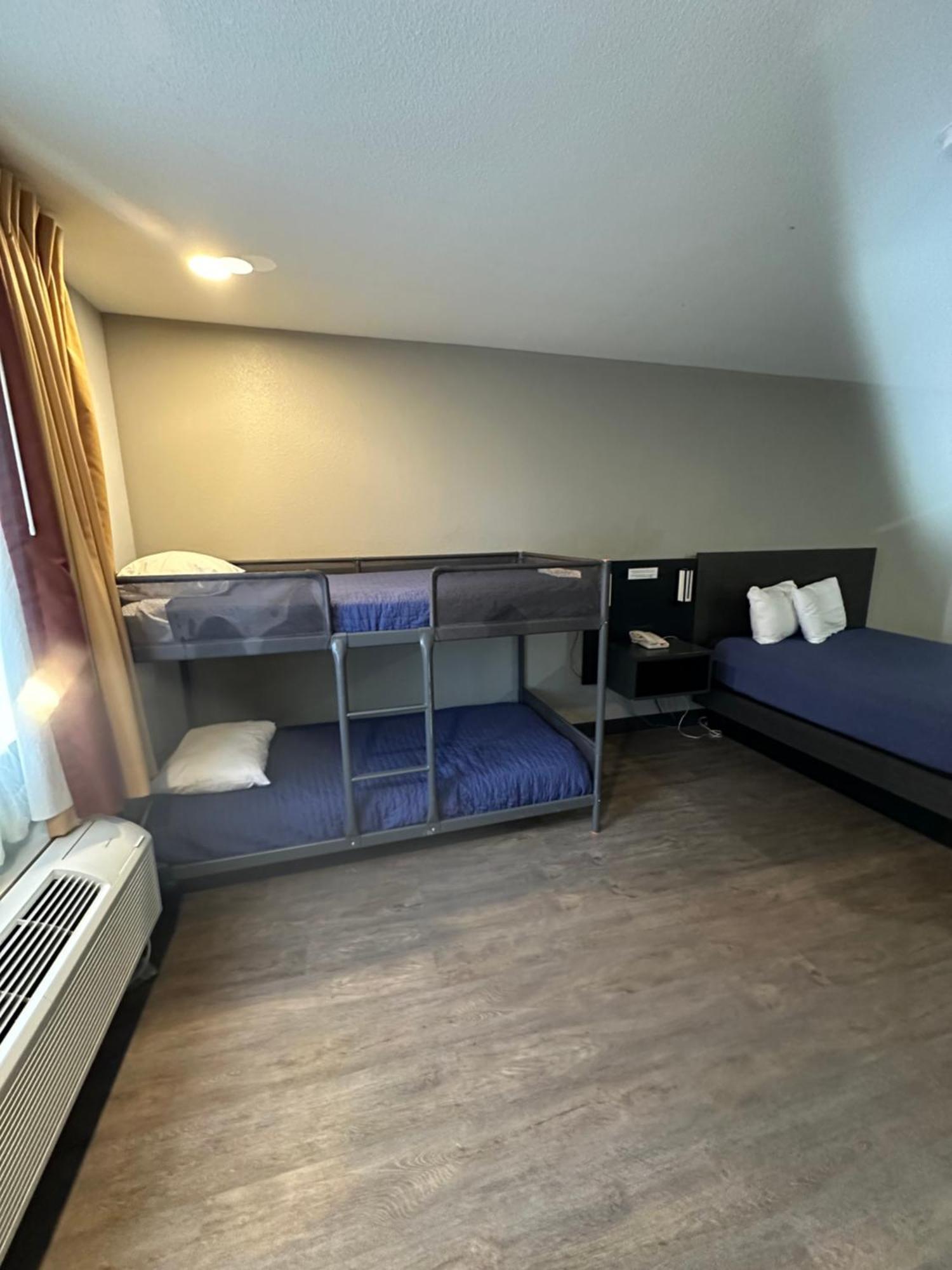 Pinetop Studio Suites المظهر الخارجي الصورة