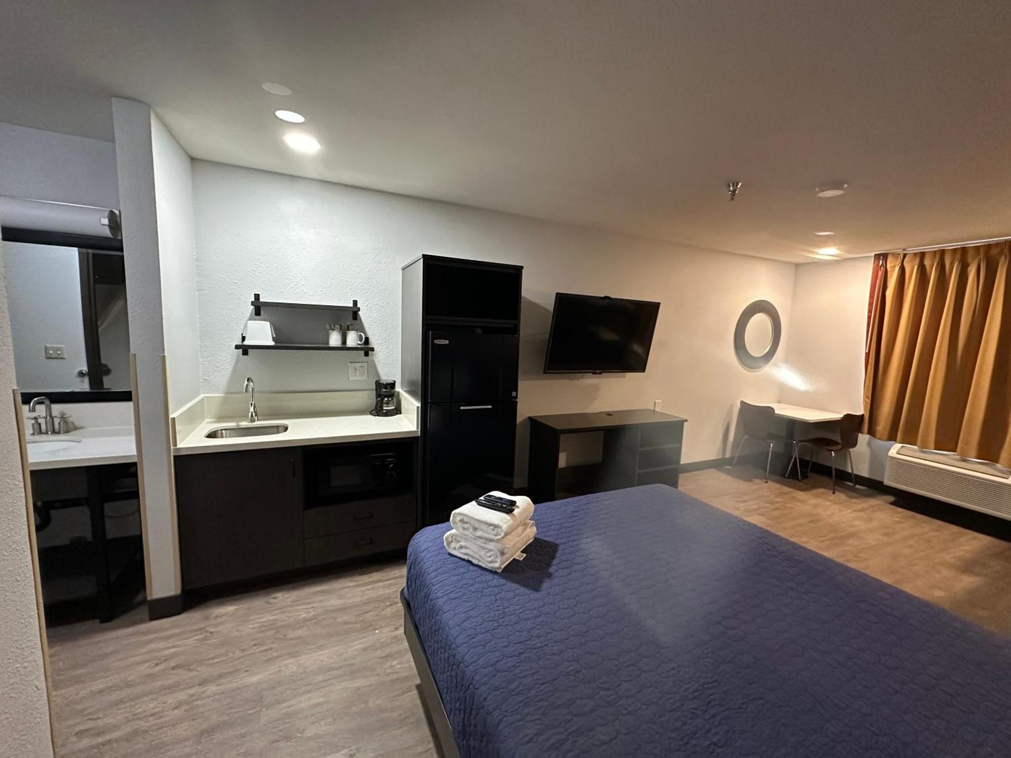 Pinetop Studio Suites المظهر الخارجي الصورة